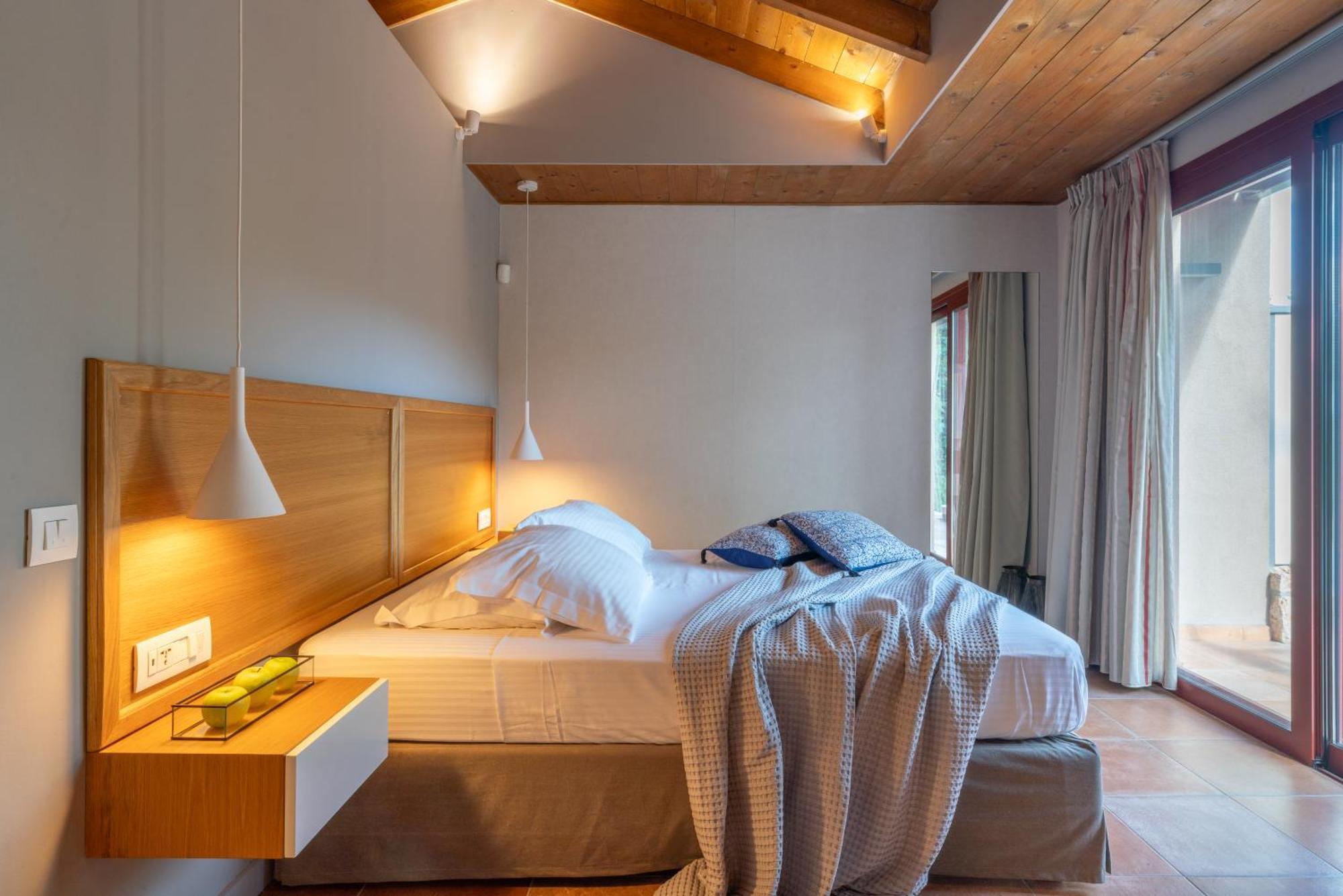 Klaritz Luxury Suites Lassi  Esterno foto